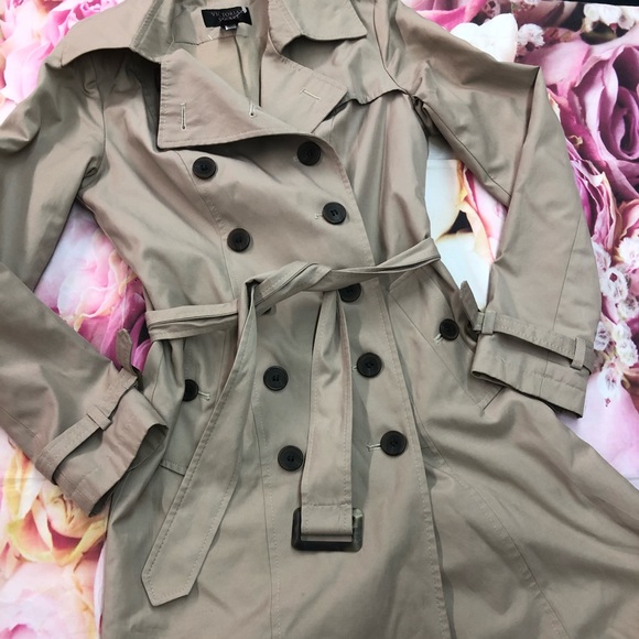 Victoria's Secret Jackets & Blazers - Victoria’s Secret Tan Trench Coat Size 0